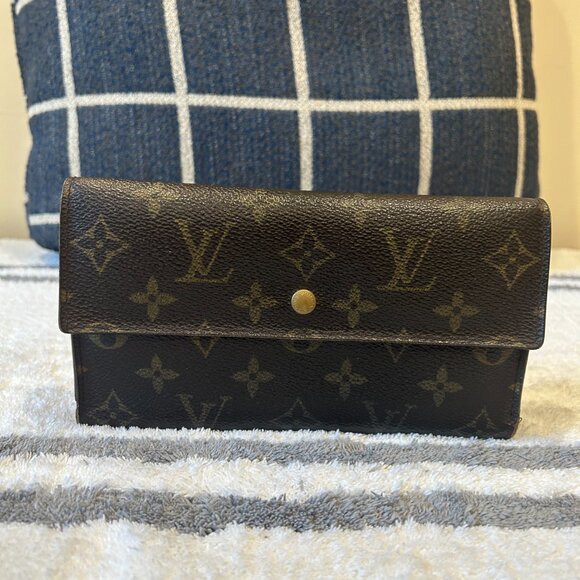 Louis Vuitton Monogram Porte Tresor International Long Wallet - Picture 1 of 13